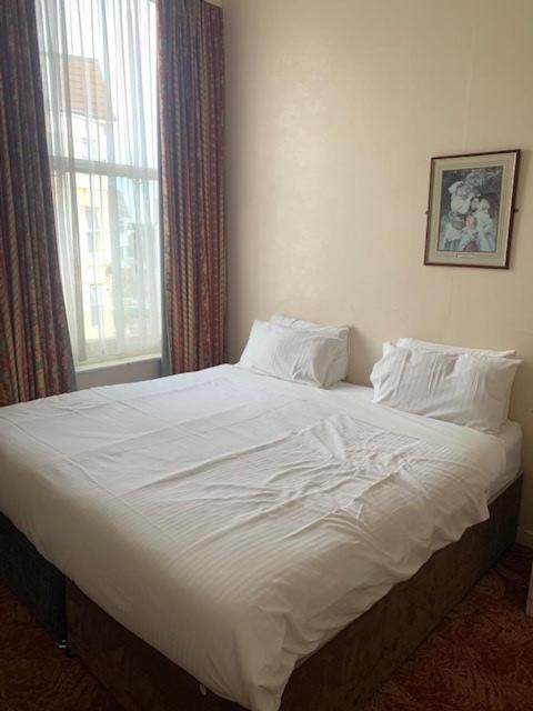Hotel Balmoral Bournemouth Esterno foto
